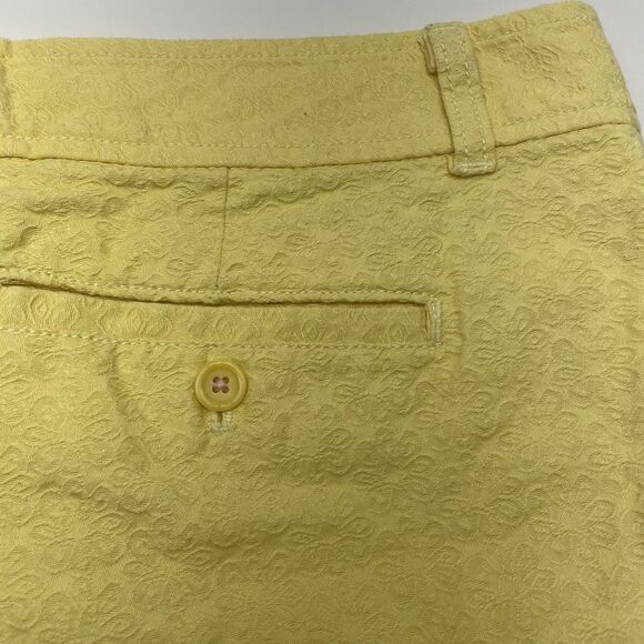 Lilly Pulitzer Shorts Yellow w/ Textured Pattern 100% Cotton Women’s Size 6 - Picture 3 of 11